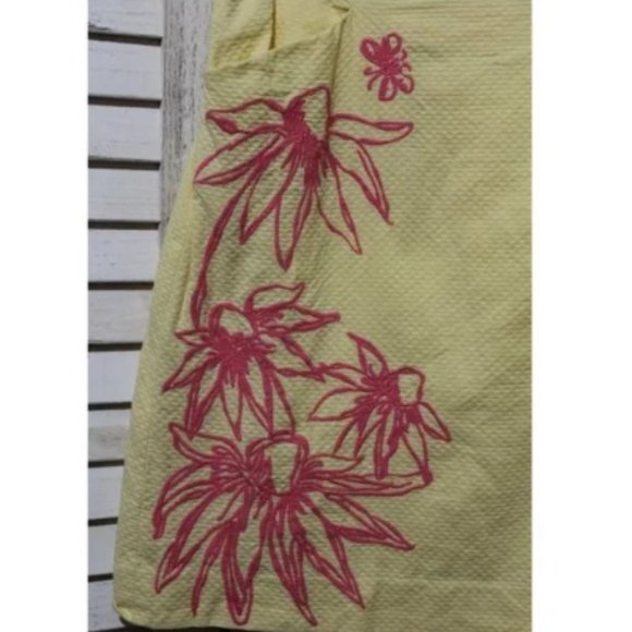 Lilly Pulitzer embroidered flowers skirt (1151) 🦄 - Picture 2 of 8